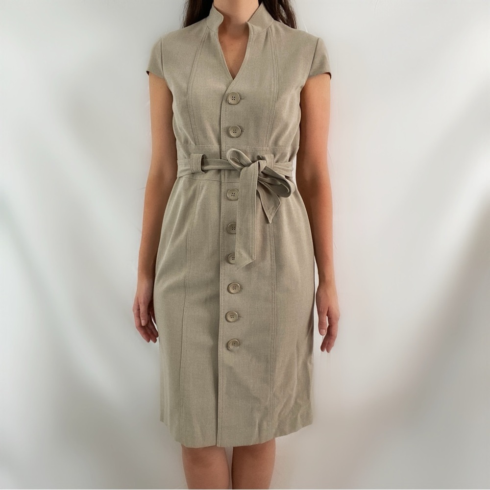 Sandra Darren tan khaki trench coat button up dress womens 6 classic designer